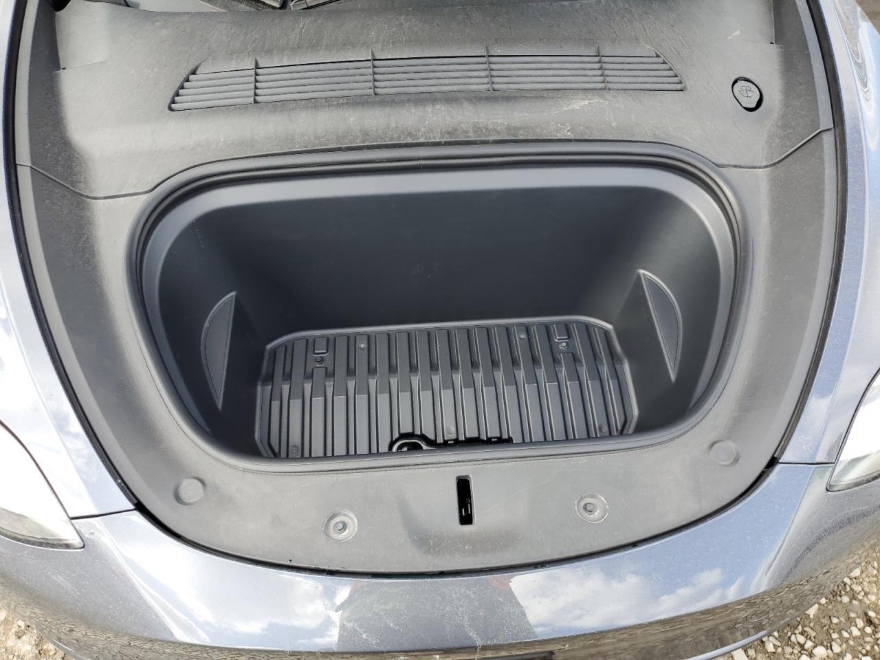 2022 TESLA MODEL Y  VIN:7SAYGDEE4NA018472