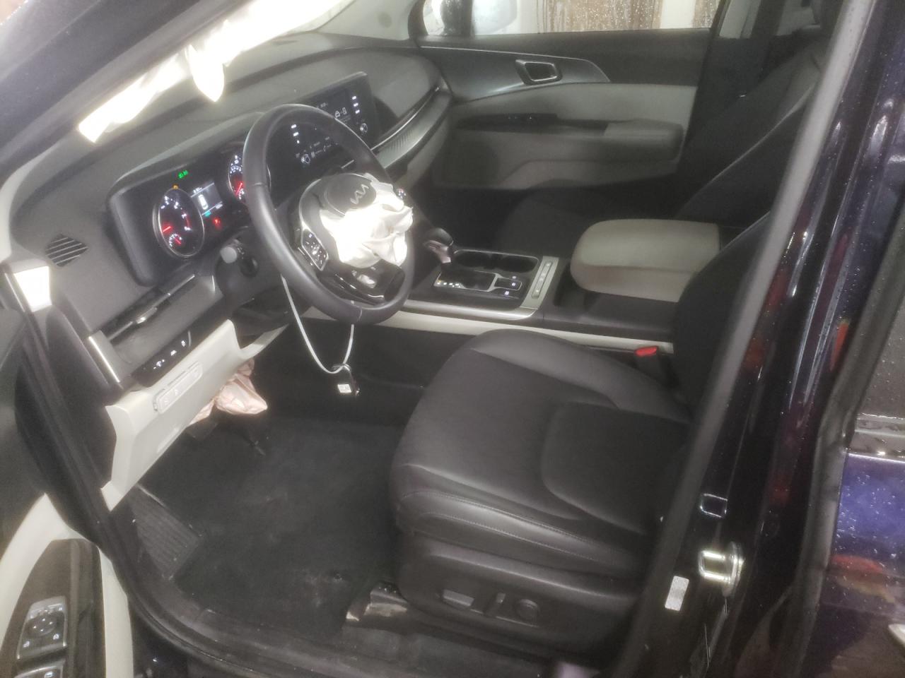 2024 KIA CARNIVAL LX VIN:KNDNB4H39R6403328