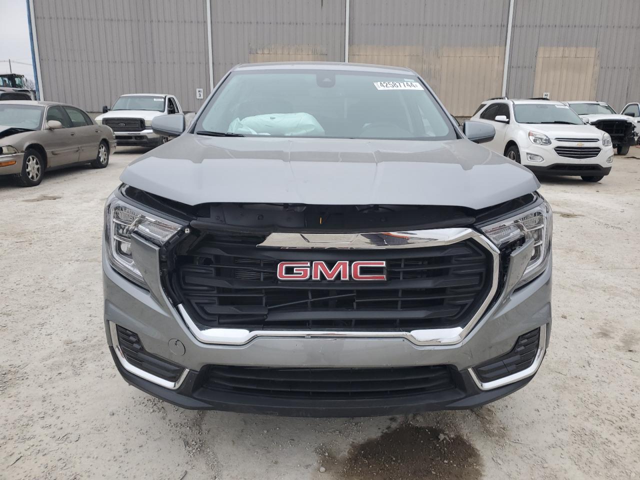 2024 GMC TERRAIN SLE VIN:3GKALMEG4RL138685