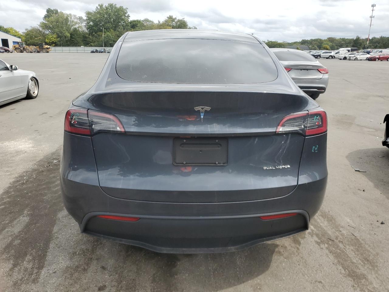 2023 TESLA MODEL Y  VIN:7SAYGDEE6PA043036