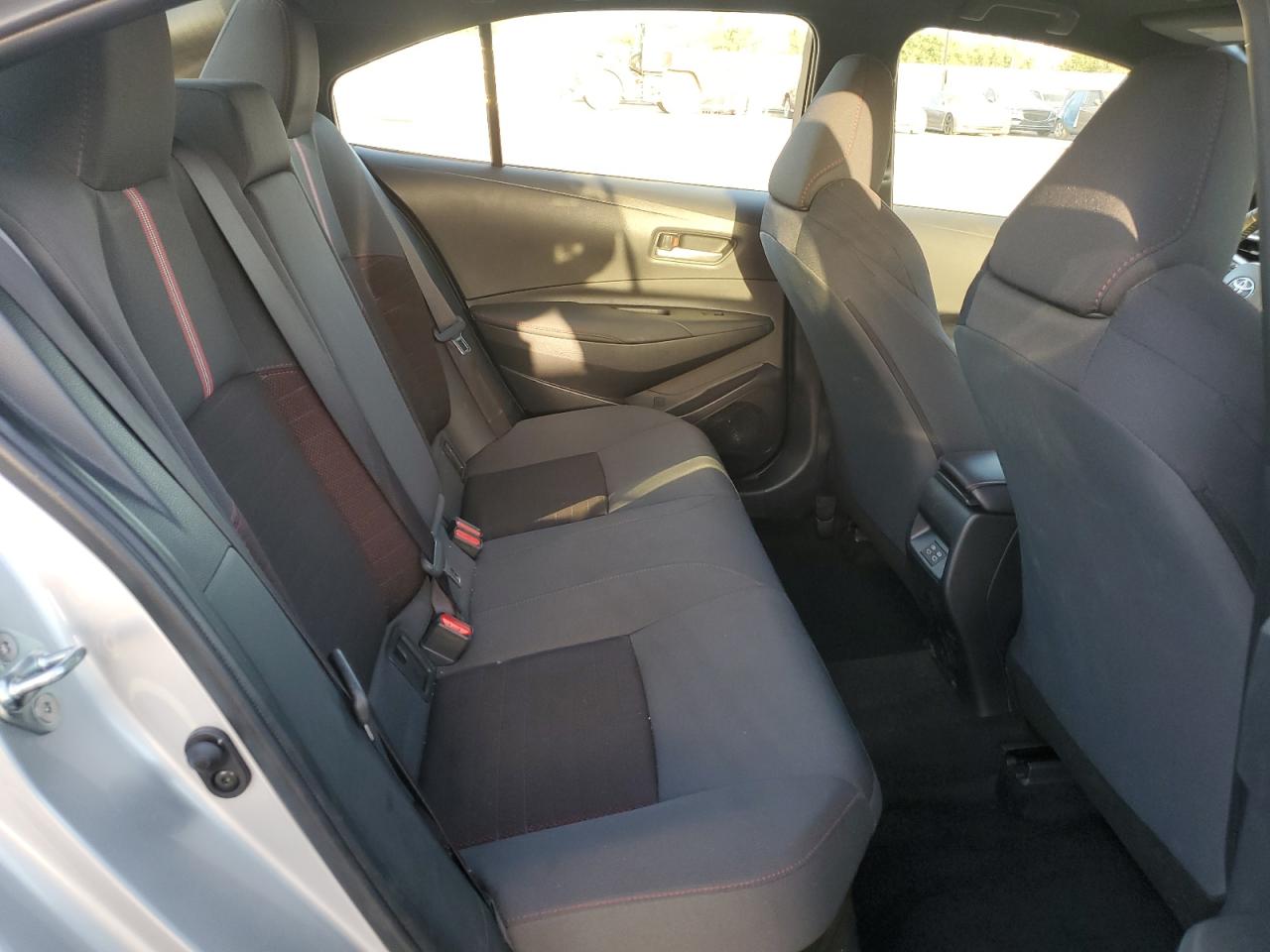 2024 TOYOTA COROLLA LE VIN:JTDBCMFE7R3038587