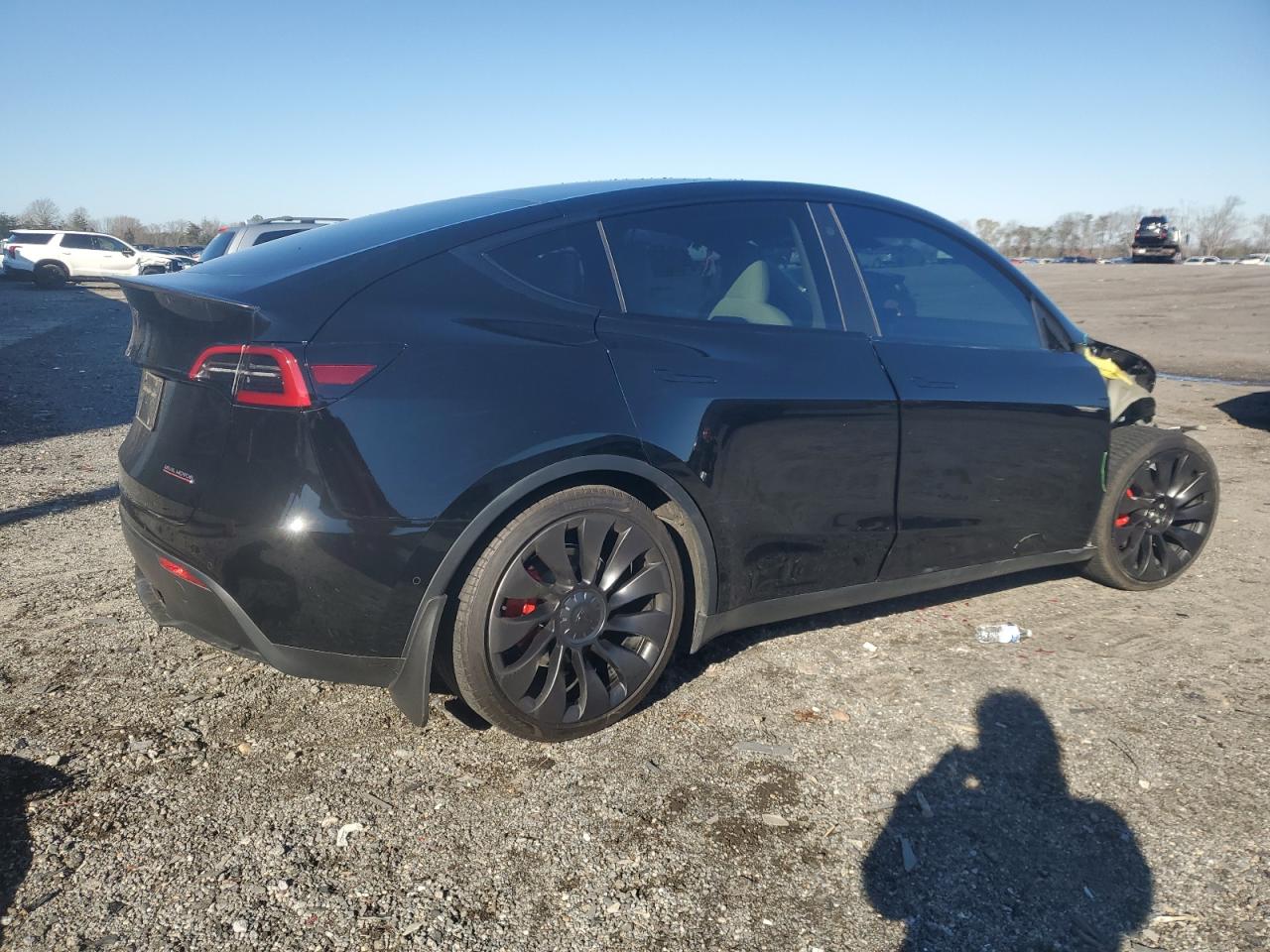 2022 TESLA MODEL Y  VIN:7SAYGDEF1NF543047
