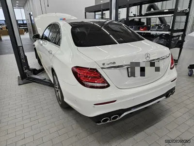 2019 Mercedes-Benz E 300 VIN: