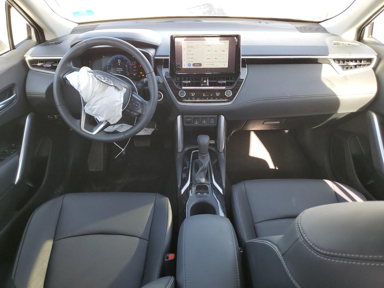 2023 TOYOTA COROLLA CROSS XLE VIN:7MUDAAAG6PV070292