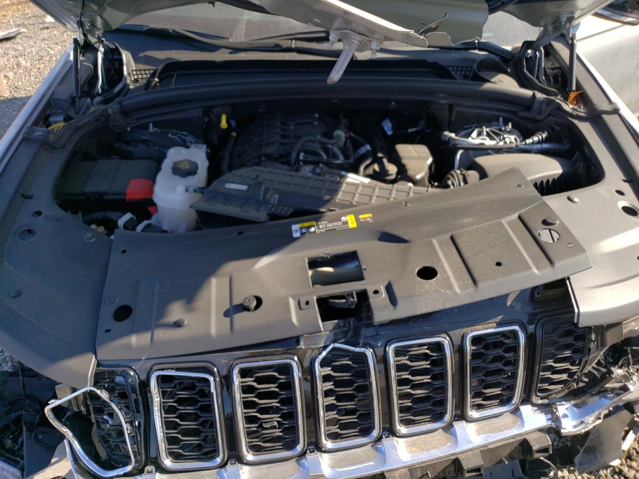 2024 JEEP GRAND CHEROKEE LIMITED VIN:1C4RJHBG4RC224025