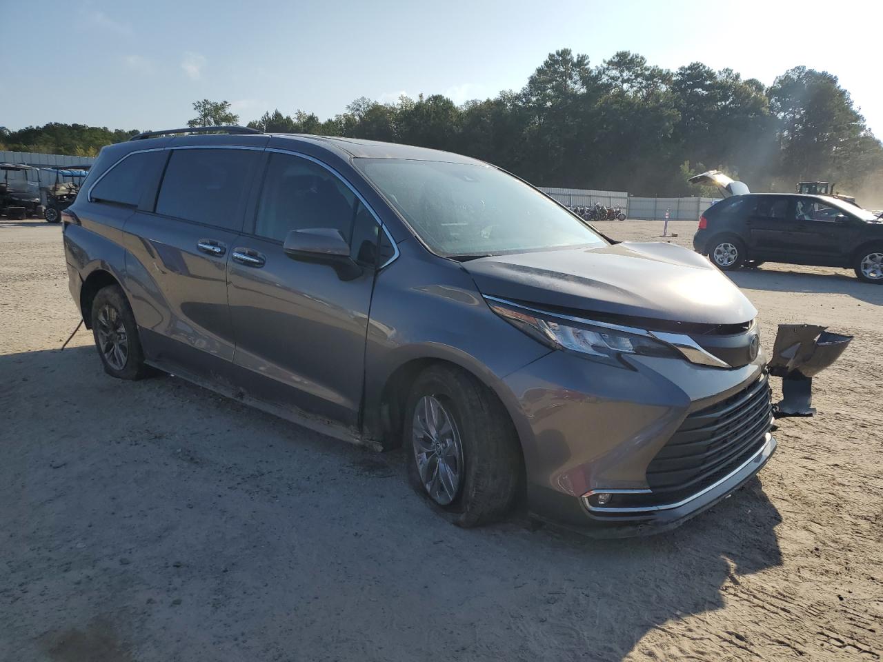 2022 TOYOTA SIENNA XLE VIN:5TDYSKFC3NS070199