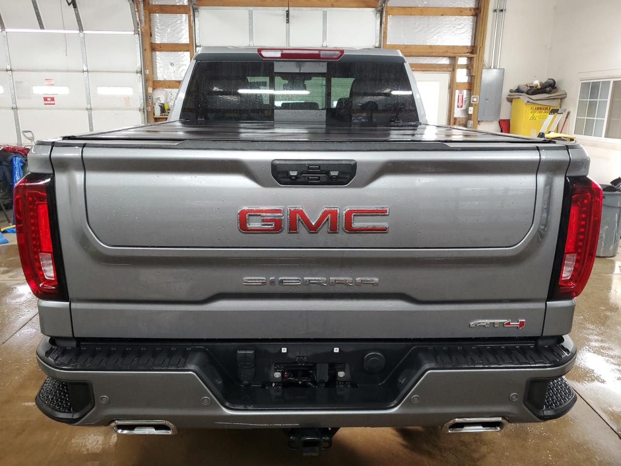 2023 GMC SIERRA K1500 AT4 VIN:1GTUUEE86PZ161881