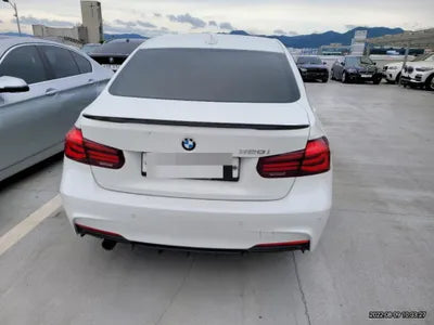 2018 BMW 320 VIN: