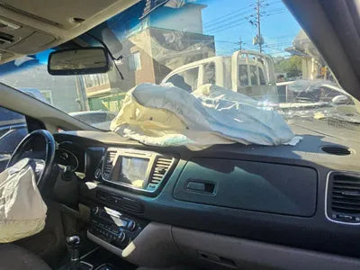 2014 Kia Carnival VIN: