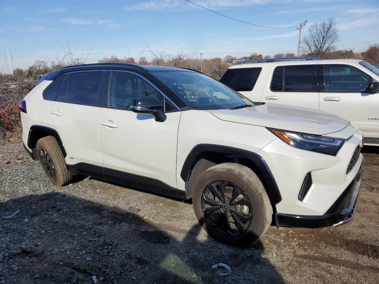 2022 TOYOTA RAV4 XSE VIN:4T3E6RFV7NU100742