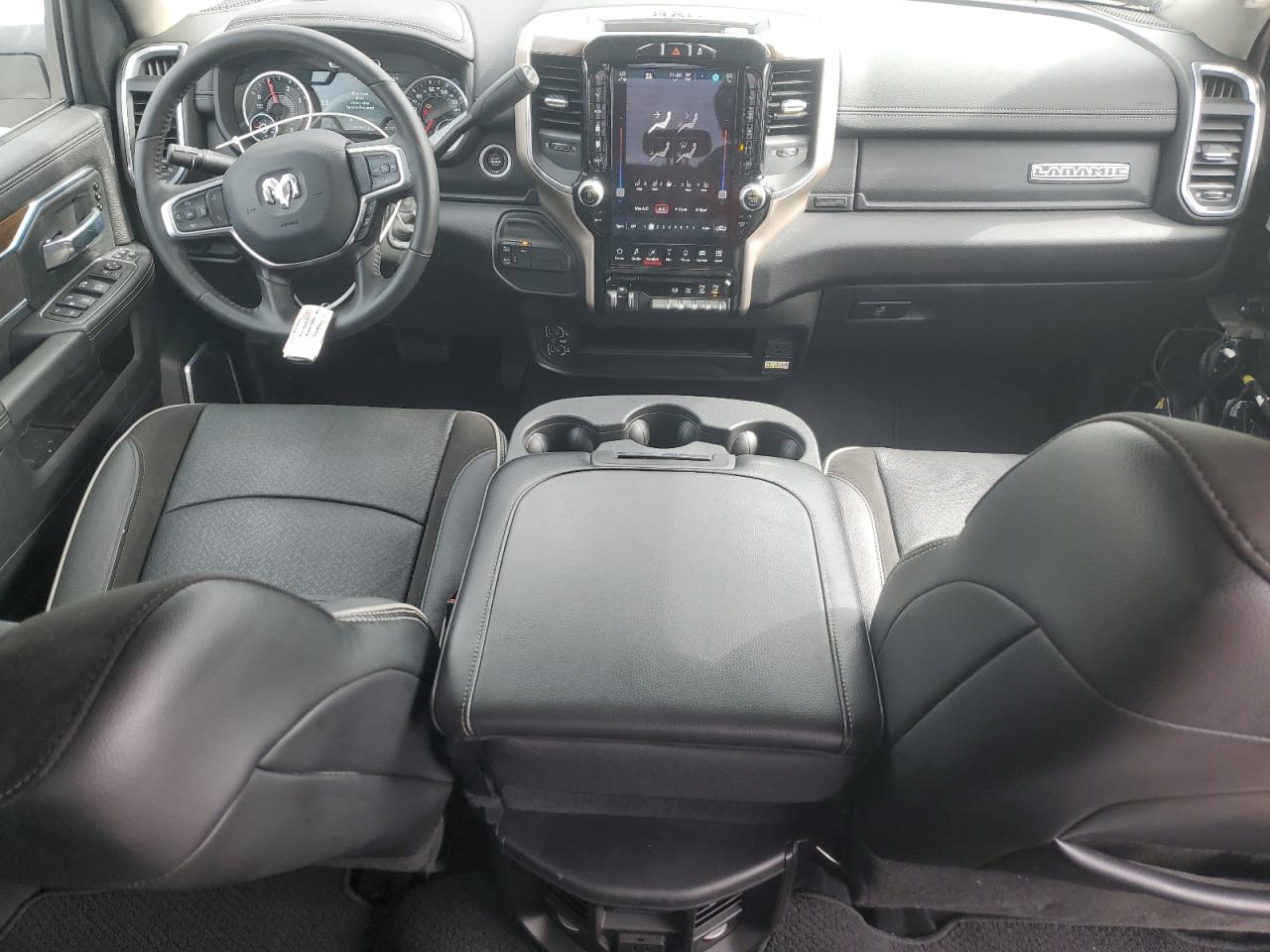 2024 RAM 2500 LARAMIE VIN:3C6UR5FL2RG304176