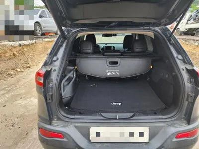 2017 Jeep Cherokee VIN: