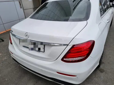 2018 Mercedes-Benz E 300 WDDZF4JB8JA470680 VIN:WDDZF4JB8JA470680
