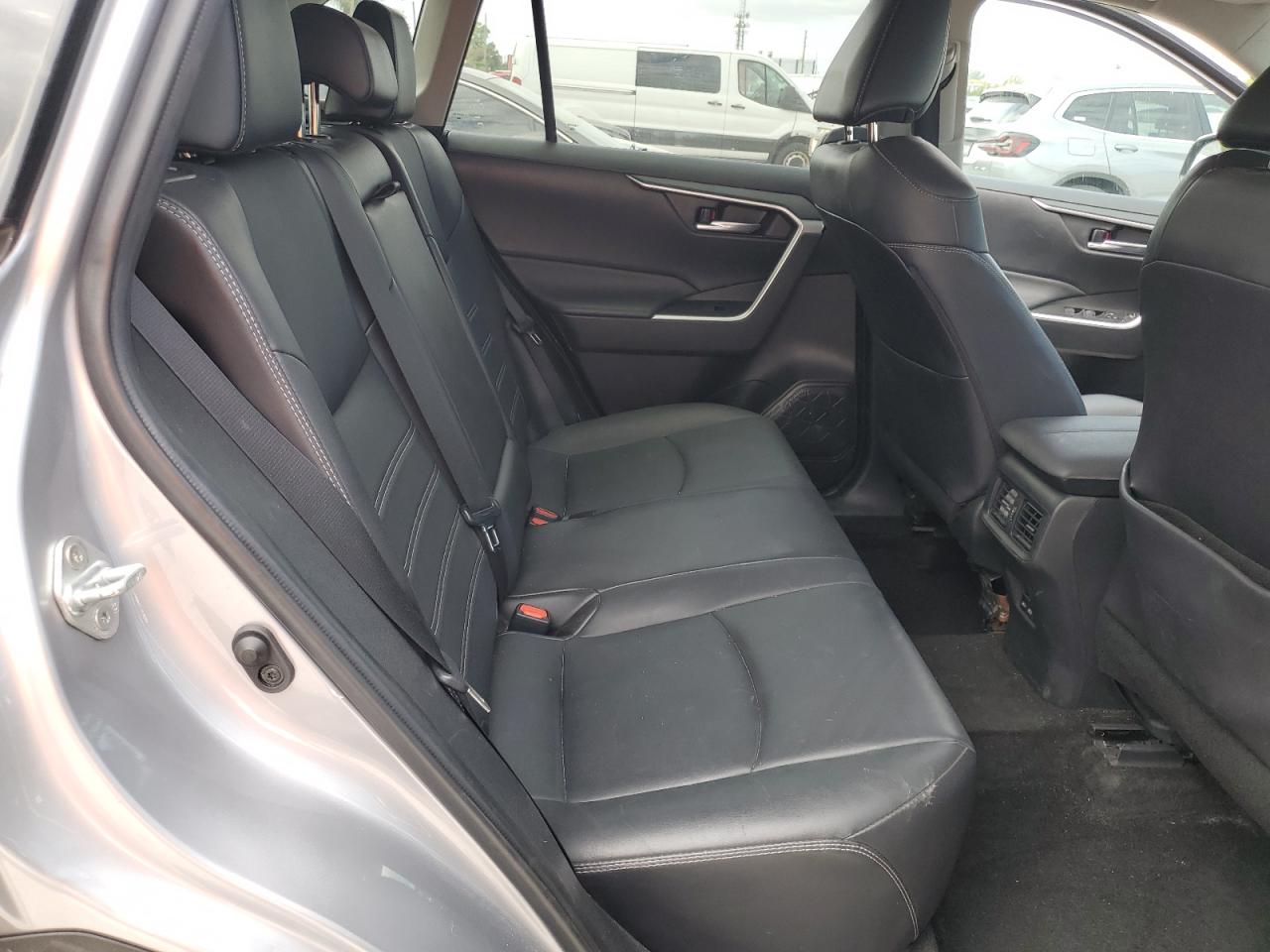 2022 TOYOTA RAV4 XLE PREMIUM VIN:2T3C1RFV6NC191607