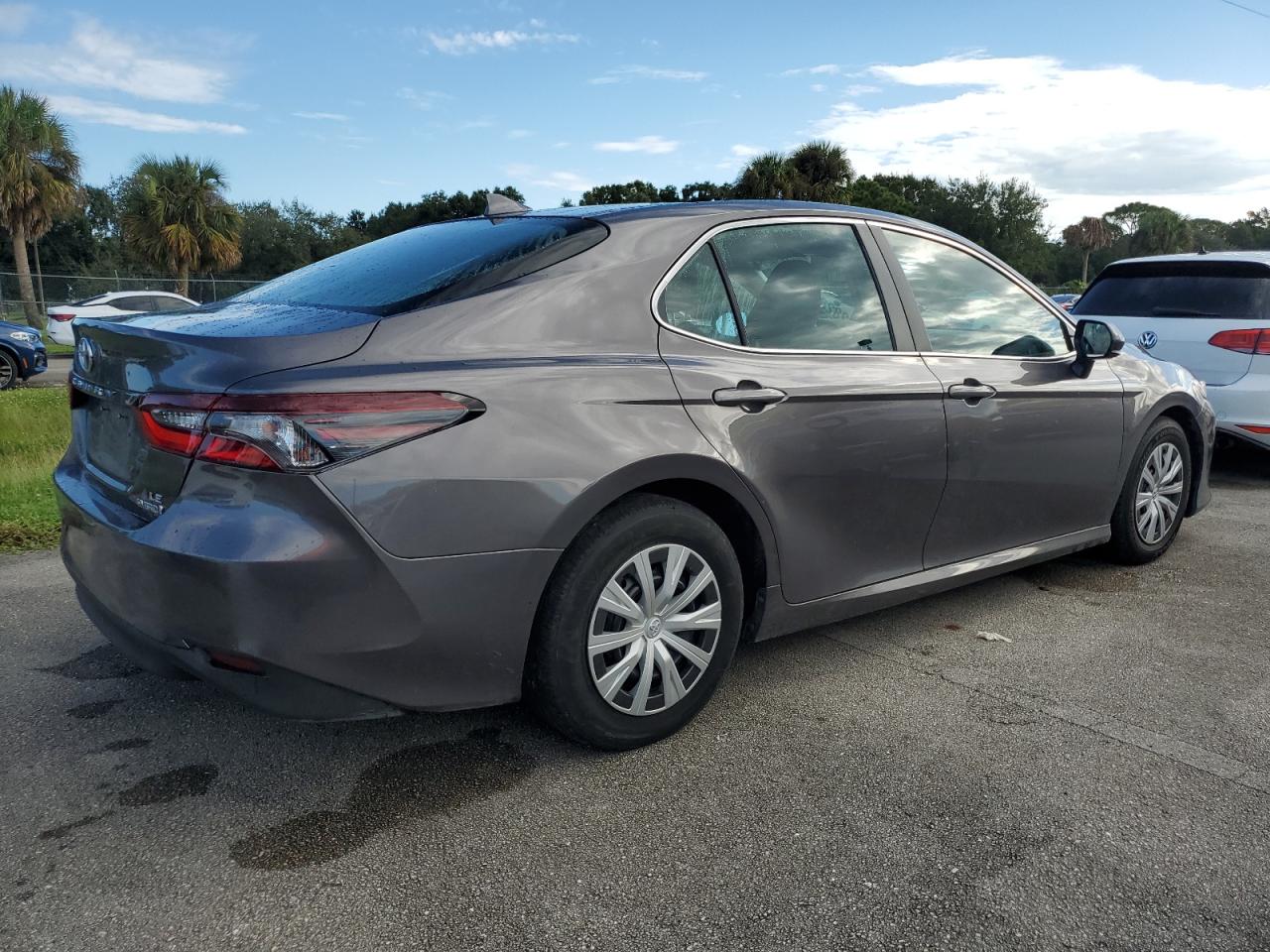 2022 TOYOTA CAMRY LE VIN:4T1C31AK2NU036942