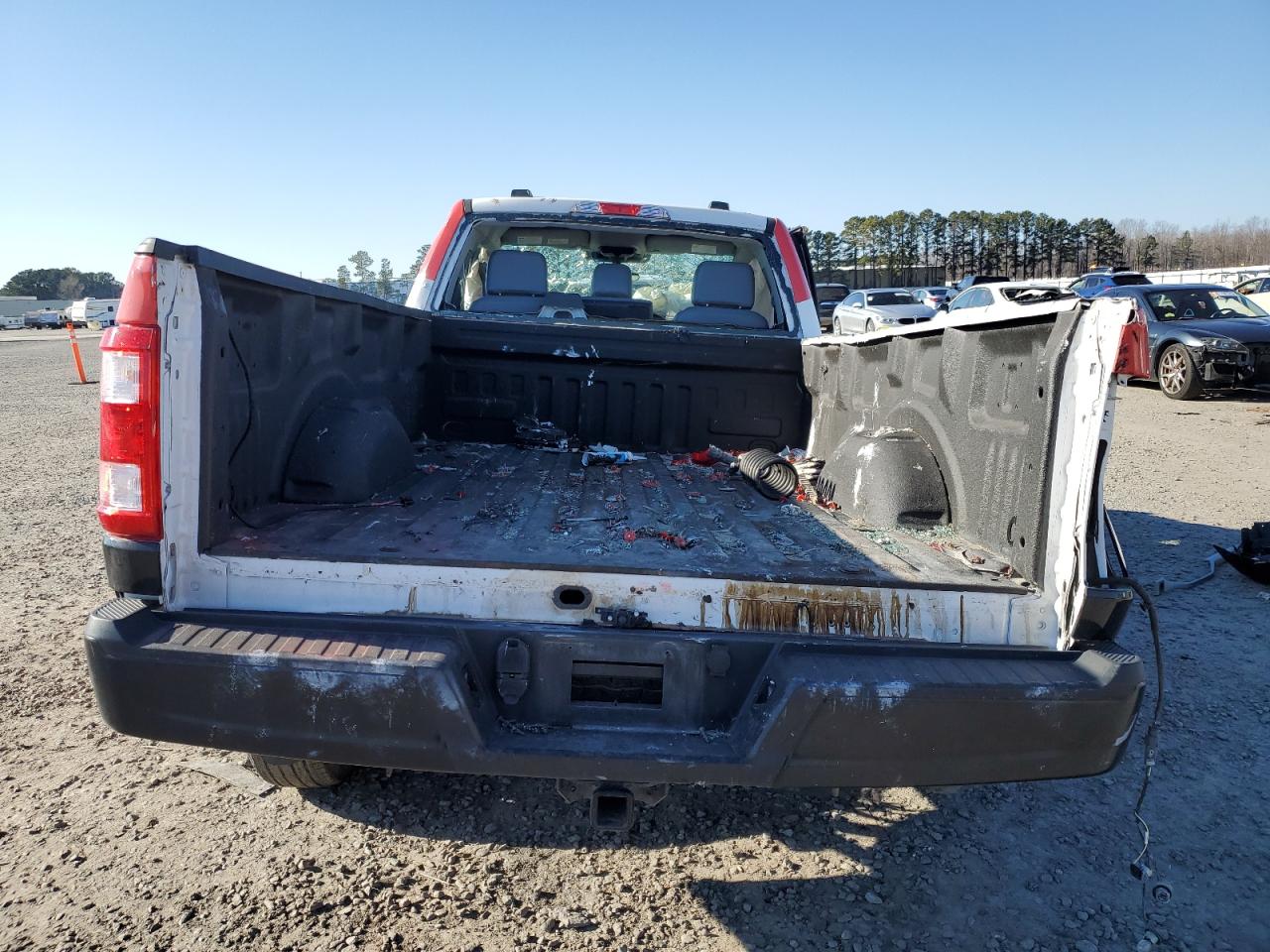 2022 FORD F150  VIN:1FTMF1CB7NKD00438