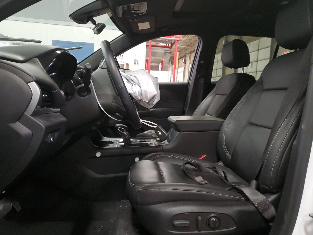 2023 CHEVROLET TRAVERSE LT VIN:1GNEVHKW1PJ282040