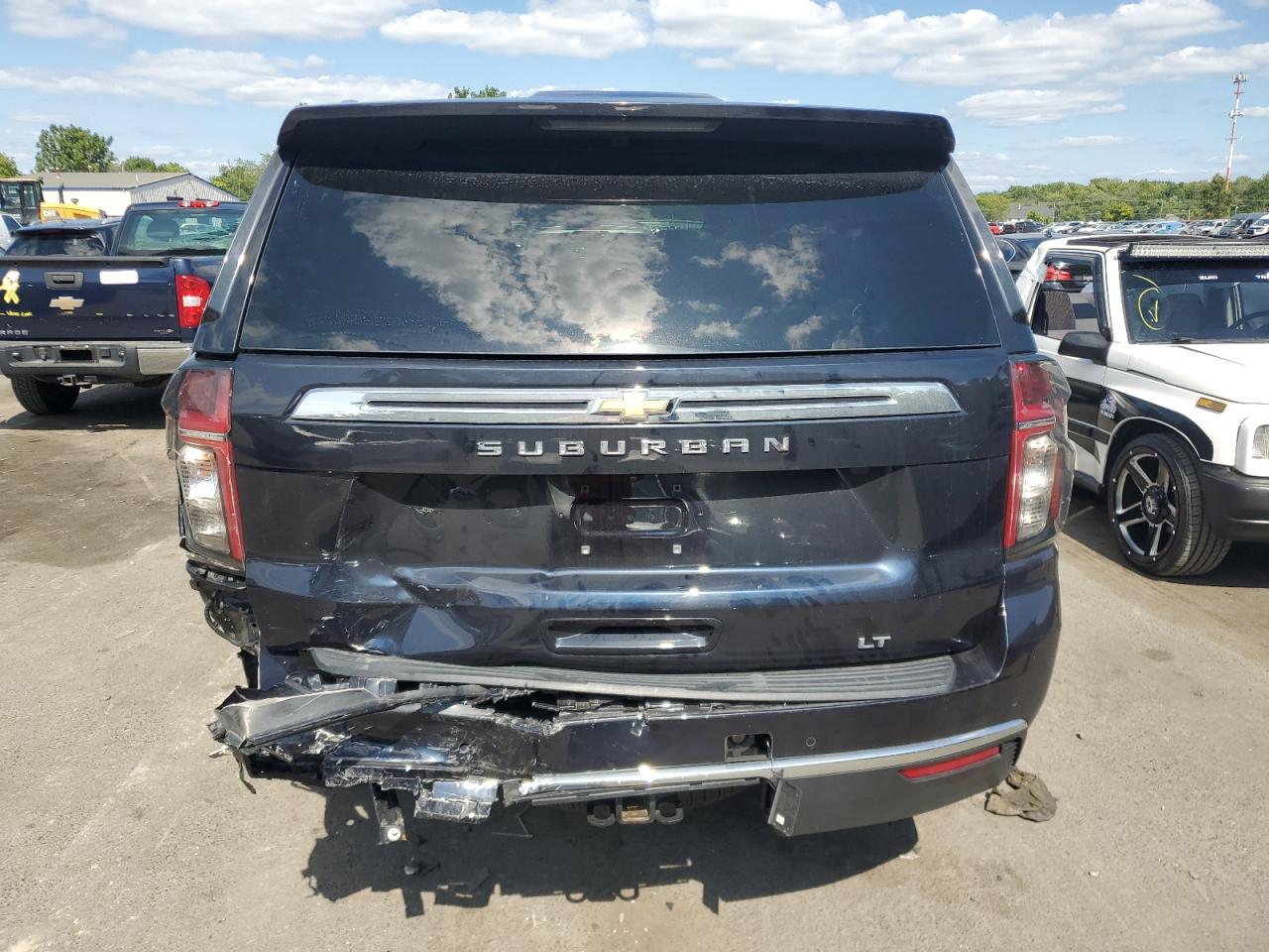 2022 CHEVROLET SUBURBAN K1500 LT VIN:1GNSKCKD9NR299826