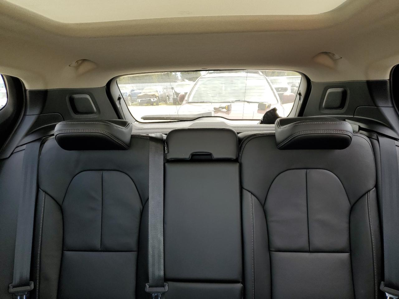 2022 VOLVO XC40 T5 MOMENTUM VIN:YV4162UK0N2647095