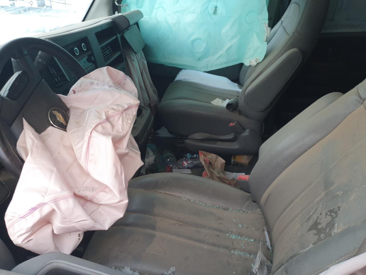 2023 CHEVROLET EXPRESS G2500  VIN:JN1BJ1CP6HW017109