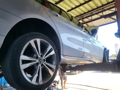 2018 Mercedes-Benz C 220 VIN: