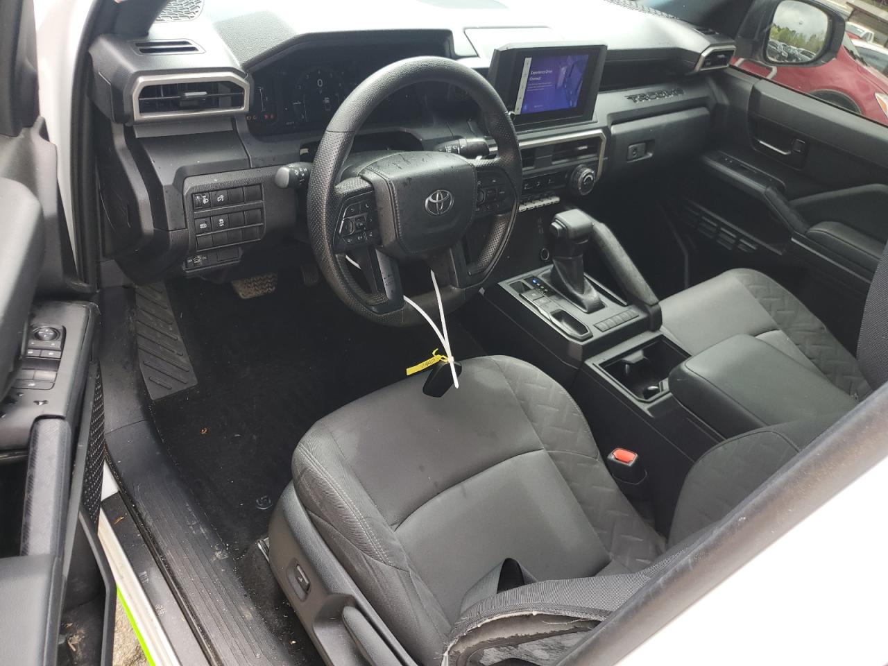 2024 TOYOTA TACOMA XTRACAB VIN:3TYJDAHNXRT007423
