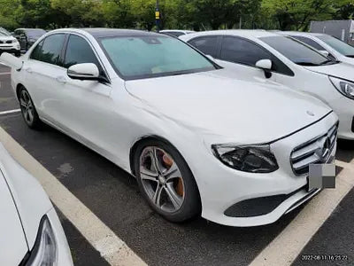 2016 Mercedes-Benz E 300 NONE VIN: