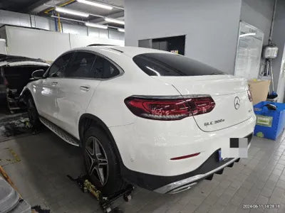 2023 Mercedes-Benz GLC 300 VIN: