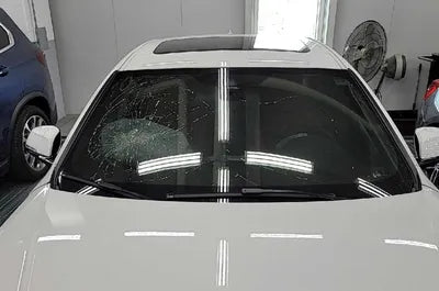 2018 BMW 330 WBA8B9109JA826385 VIN:WBA8B9109JA826385