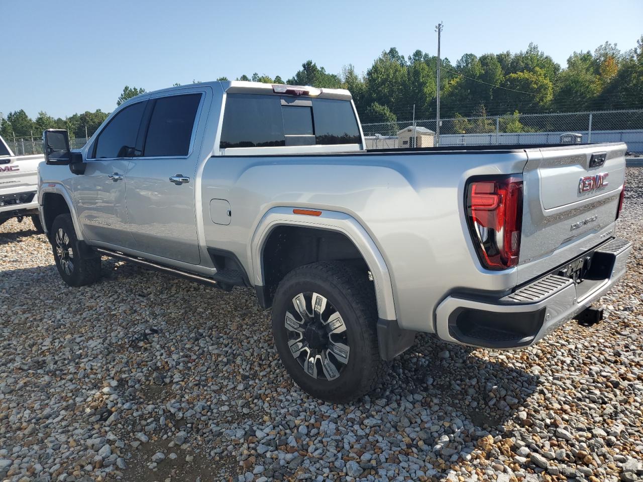 2022 GMC SIERRA K2500 DENALI VIN:1GT49REY6NF139385