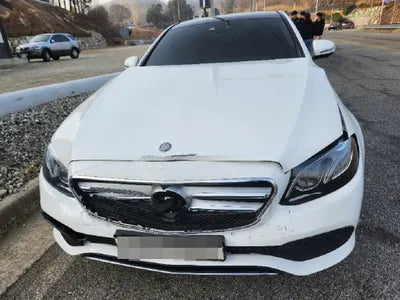 2016 Mercedes-Benz E 300 VIN: