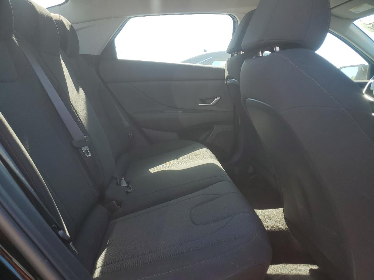 2023 HYUNDAI ELANTRA SE VIN:KMHLL4AG8PU547393