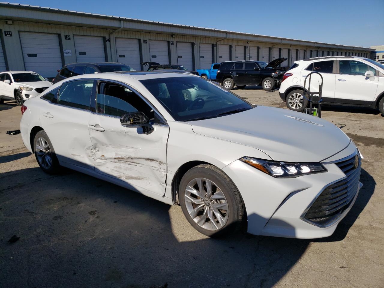 2022 TOYOTA AVALON XLE VIN:4T1AZ1FB4NU085980
