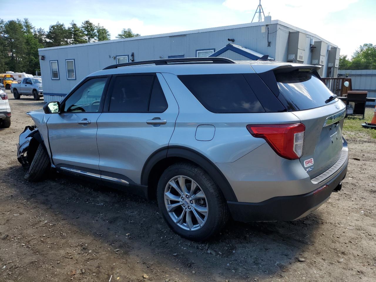 2023 FORD EXPLORER XLT VIN:1FMSK8DH5PGB44478