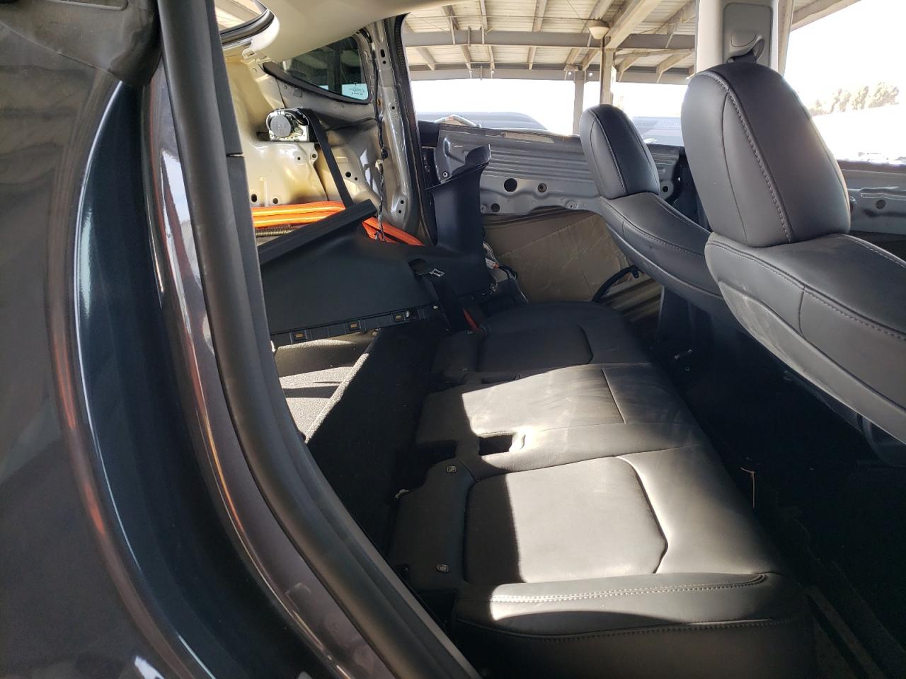 2022 TESLA MODEL Y  VIN:7SAYGDEE5NF552003