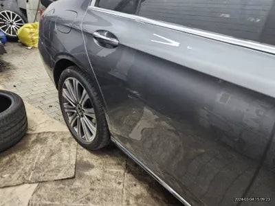 2022 Mercedes-Benz E 350 VIN: