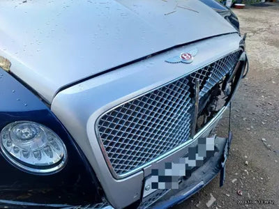 2017 Bentley Flying Spur V8 VIN: