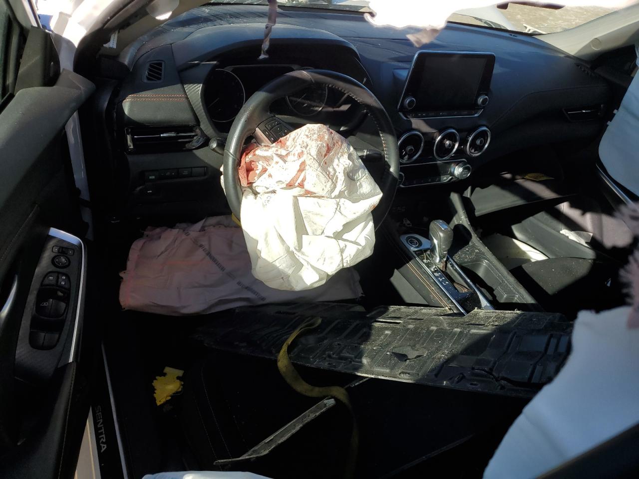 2022 NISSAN SENTRA SR VIN:3N1AB8DV0NY203604