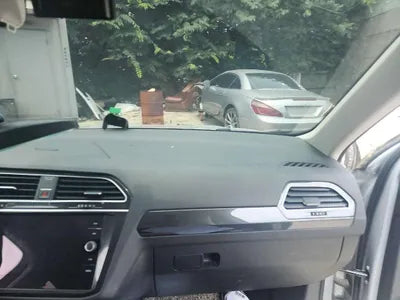 2018 Volkswagen Tiguan VIN: