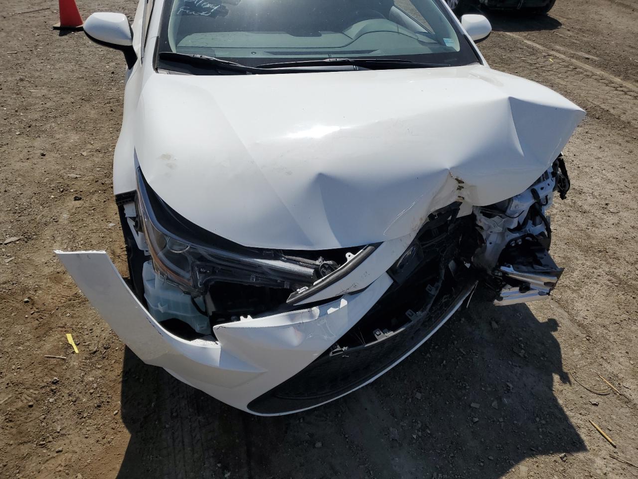 2022 TOYOTA COROLLA LE VIN:JTDEAMDE6N3012921