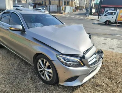 2018 Mercedes-Benz C 220 VIN: