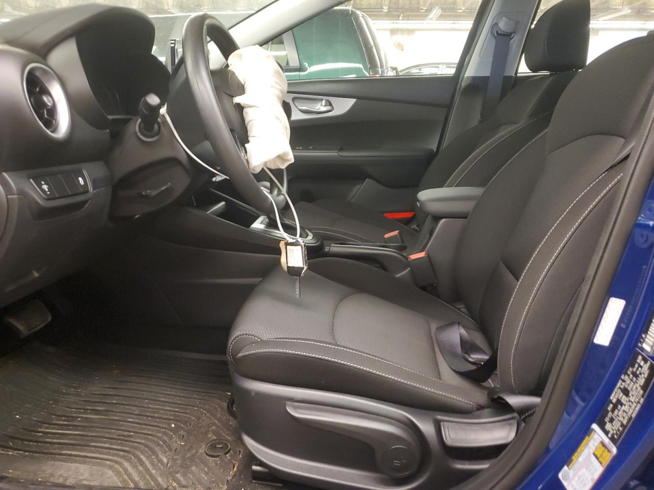 2024 KIA FORTE LX VIN:3KPF24AD8RE741238