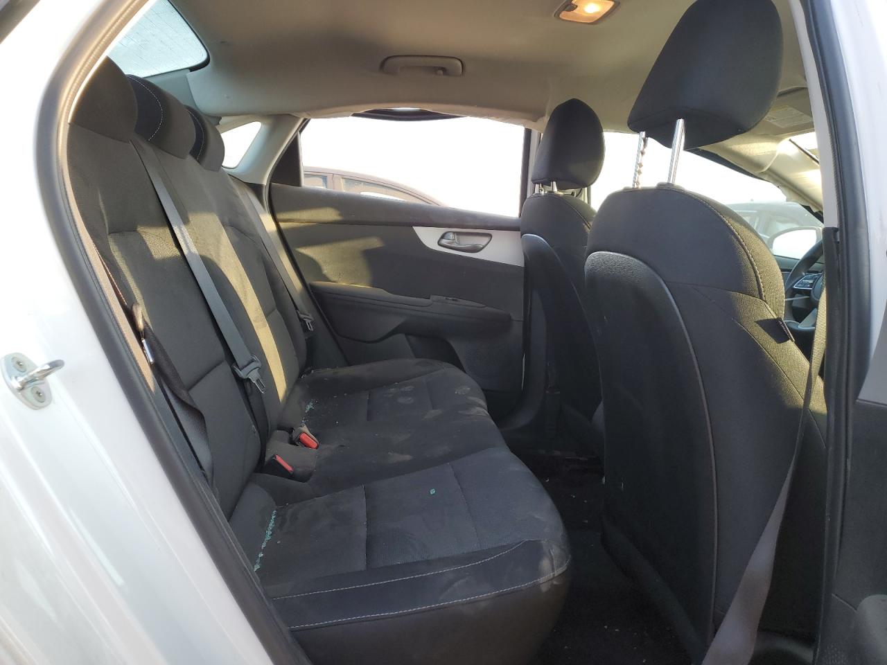 2022 KIA FORTE FE VIN:3KPF24AD2NE499220