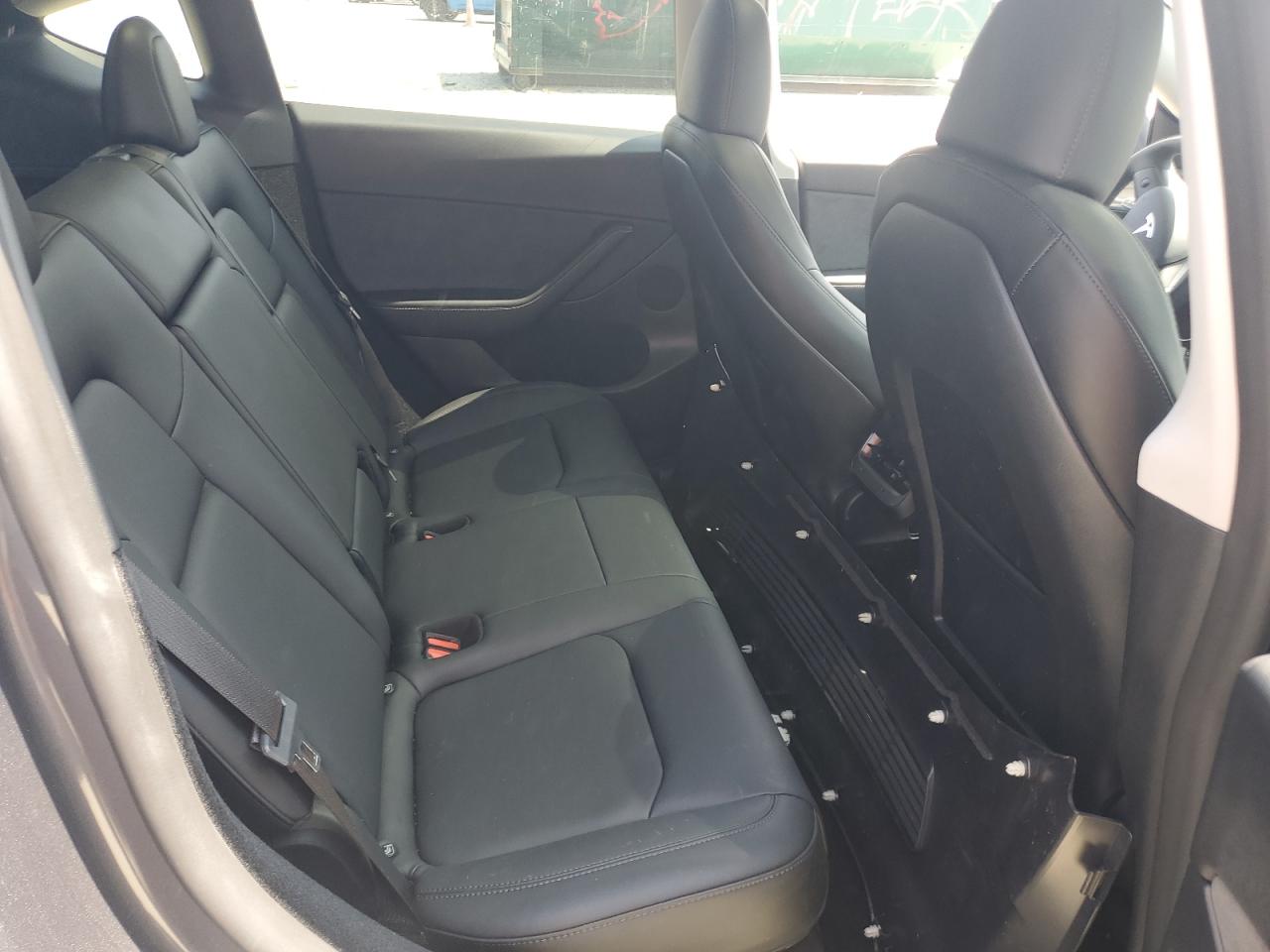 2023 TESLA MODEL Y  VIN:7SAYGDEEXPF880570