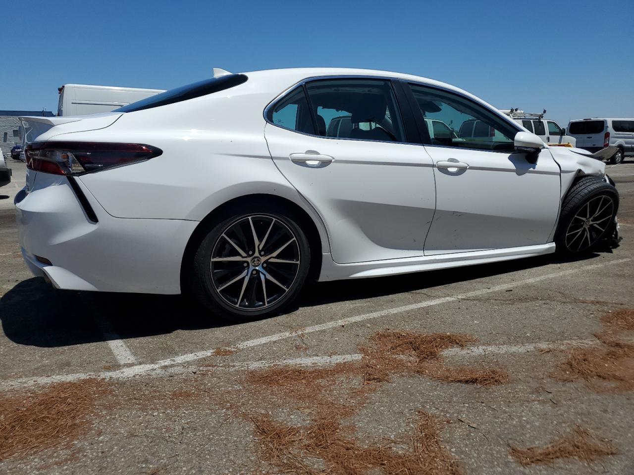 2022 TOYOTA CAMRY SE VIN:4T1G11AKXNU042852