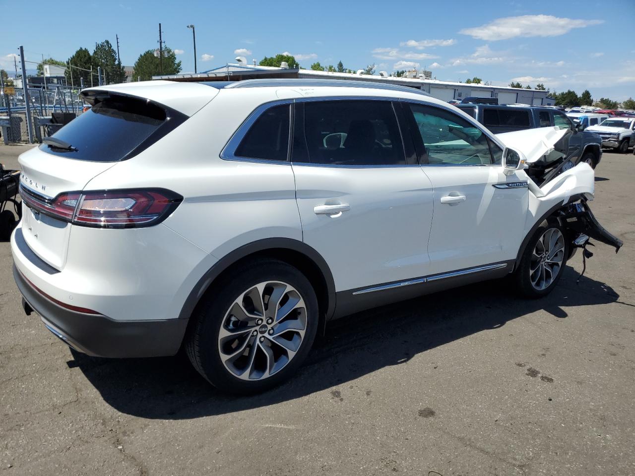 2022 LINCOLN NAUTILUS RESERVE VIN:2LMPJ8KPXNBL16046