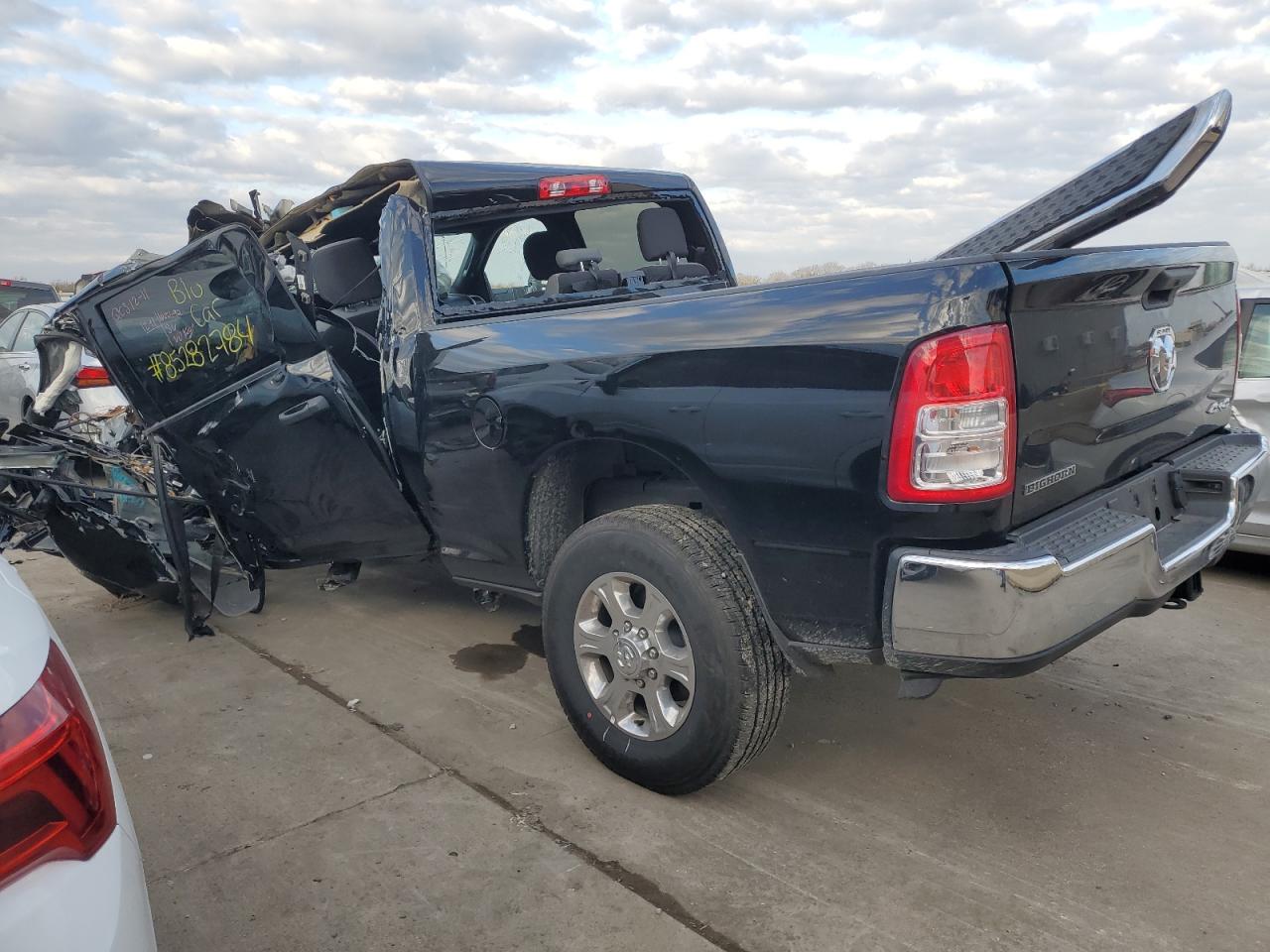 2024 RAM 2500 BIG HORN VIN:3C6UR5DJXRG323821