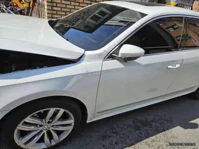 2018 Volkswagen Passat 1VWZZZA3ZJC051800 VIN:1VWZZZA3ZJC051800