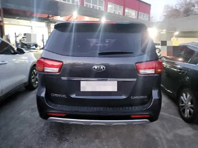 2017 Kia Carnival VIN: