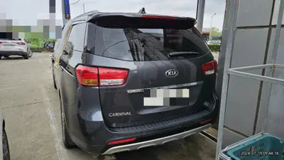 2017 Kia Carnival VIN: